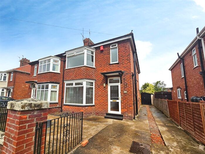 3 Bedroom Semi-Detached House For Sale In Springwell Terrace, Darlington, DL1