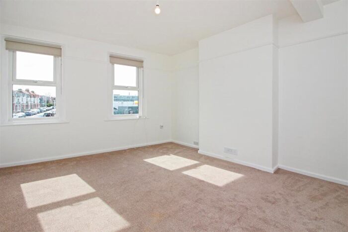 2 Bedroom Flat To Rent In Northdown Road, Cliftonville, Margate, CT9
