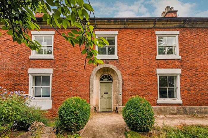 5 Bedroom Detached House For Sale In Derby Road, Ashbourne, DE6