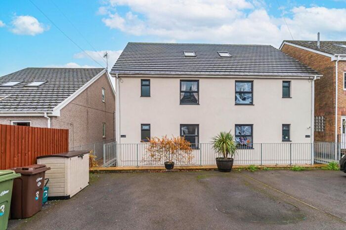 4 Bedroom Semi-Detached House For Sale In Mount Pleasant Road, Risca, NP11