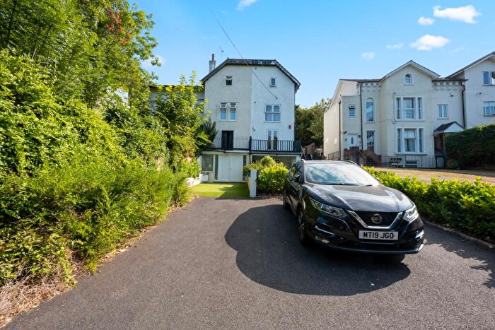 1 Bedroom Apartment To Rent In Cobham Terrace, Bean Road, Greenhithe, DA9