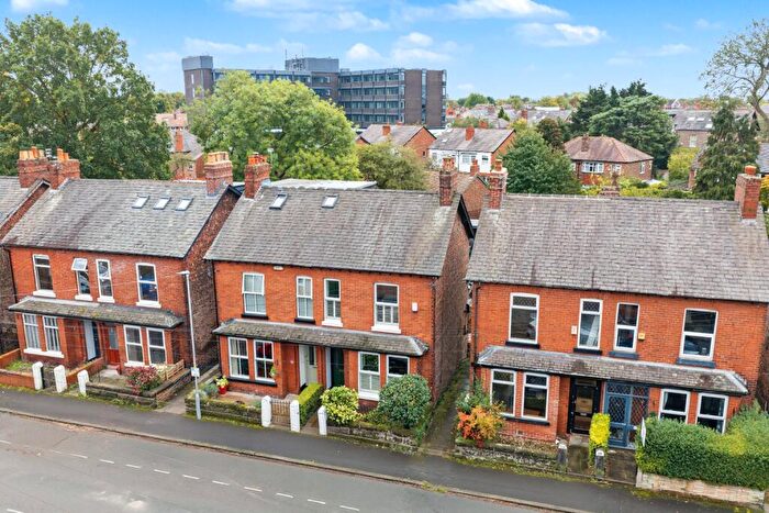 4 Bedroom Semi-Detached House For Sale In Grange Road, Sale, M33