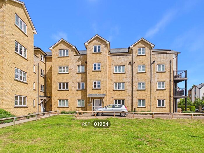2 Bedroom Apartment To Rent In Gilbert Court, Clarendon Way, Colchester, CO1