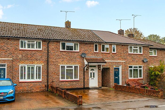 2 Bedroom Terraced House For Sale In Sheerwater, Woking, Surrey, GU21