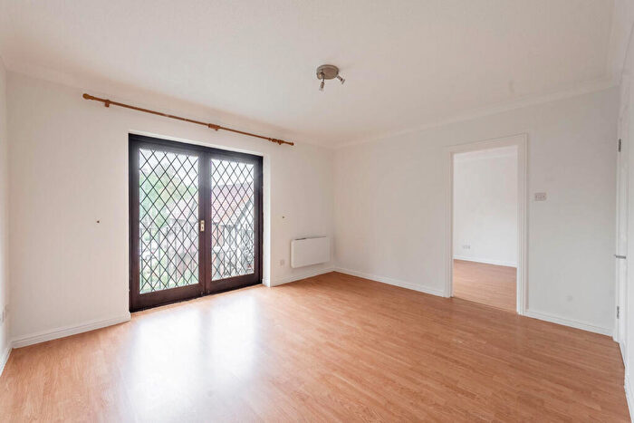 1 Bedroom Flat To Rent In Robina Close, Northwood, HA6