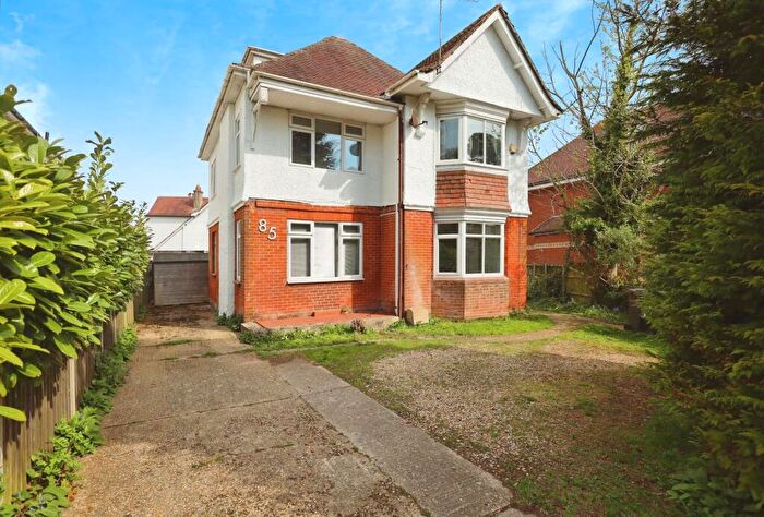 6 Bedroom Detached House To Rent In Talbot Road, Bournemouth, BH9