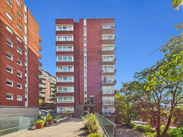 Apartment To Rent In Park Row, Bristol, BS1