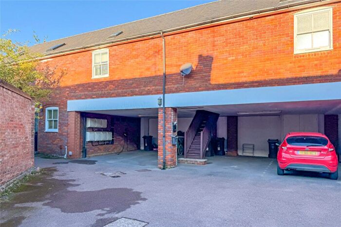 1 Bedroom Apartment To Rent In Culver Road, St. Albans, Hertfordshire, AL1
