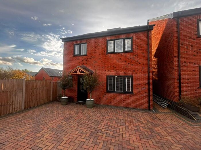 4 Bedroom Detached House To Rent In Catbrain Hill, Bristol, BS10