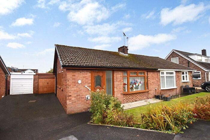 1 Bedroom Semi-Detached House For Sale In Meadow Way, Tingley, Wakefield, West Yorkshire, WF3