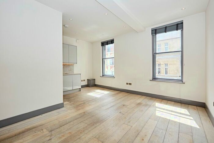 Studio To Rent In Shaftesbury Avenue, Chinatown, W1D