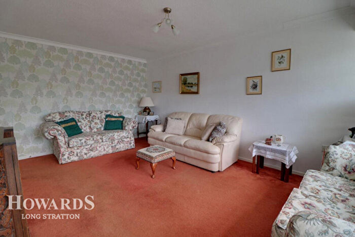 2 Bedroom Semi-Detached Bungalow For Sale In St Michaels Road, Long Stratton, NR15