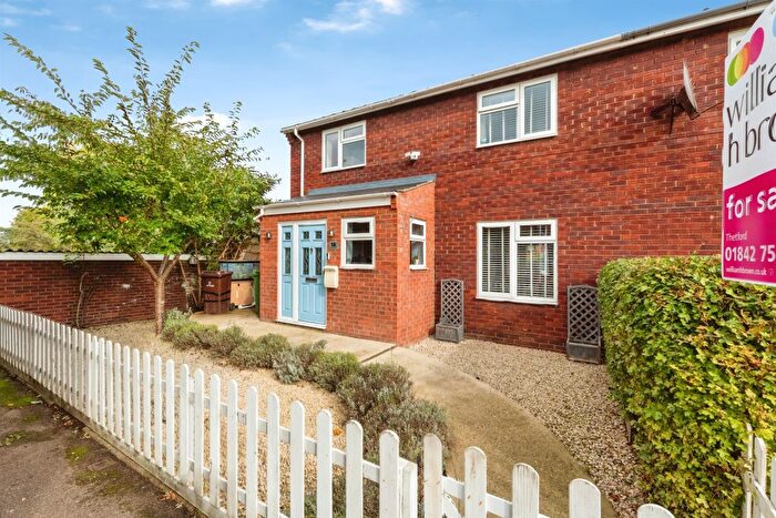 3 Bedroom End Of Terrace House For Sale In Stearne Close, Thetford, IP24