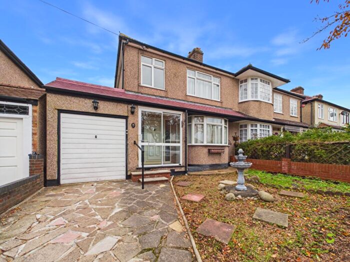 3 Bedroom Semi-Detached House For Sale In Hollingbourne Avenue, Bexleyheath, Kent, DA7