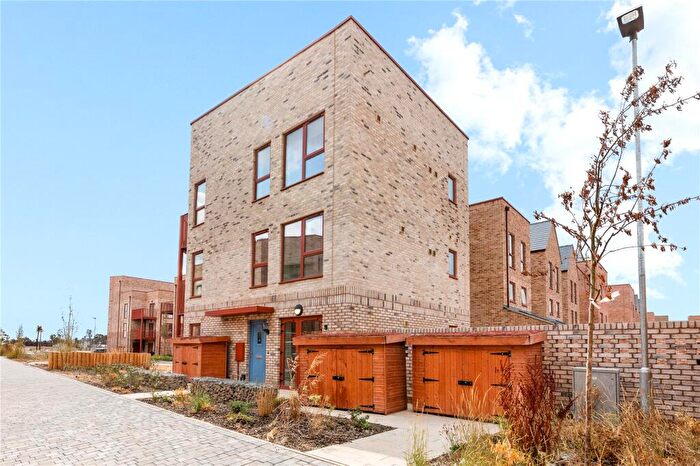 2 Bedroom Apartment To Rent In Sanger Walk, Cambridge, Cambridgeshire, CB3