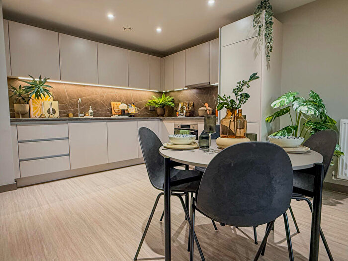 2 Bedroom Apartment To Rent In Candleriggs, Trongate, Glasgow, Glasgow City, G1