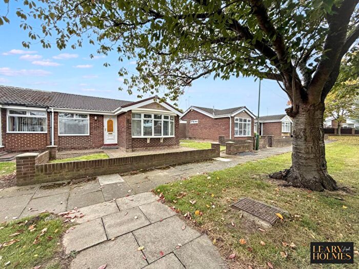 2 Bedroom Semi-Detached Bungalow For Sale In Lancaster Way, Jarrow, NE32