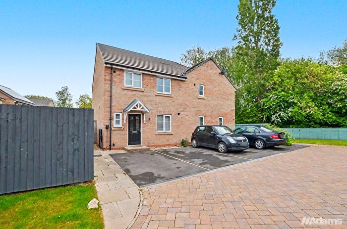 3 Bedroom Semi-Detached House For Sale In Wharford Lane, Sandymoor, WA7