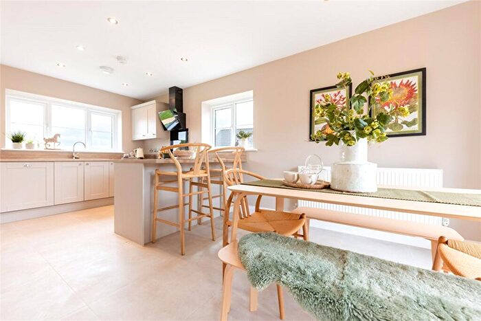 4 Bedroom Detached House For Sale In Alan Avenue, Newton Flotman, Norwich, NR15