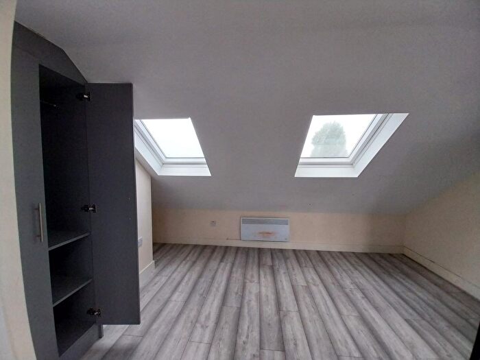 1 Bedroom Flat To Rent In Somerset Road, Southall, UB1