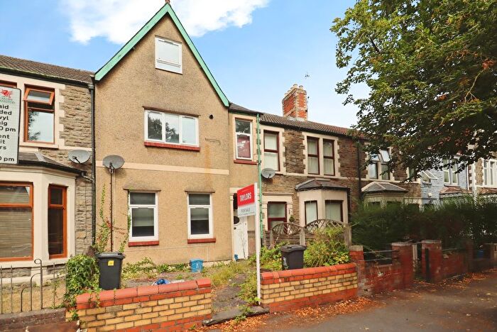 2 Bedroom Flat For Sale In Stacey Road, Cardiff, CF24
