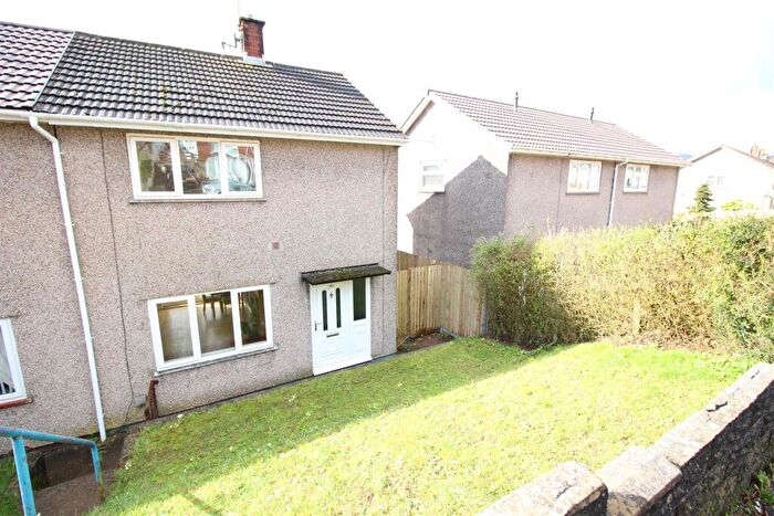 2 Bedroom Semi-Detached House To Rent In Elm Drive, Risca, Newport, NP11