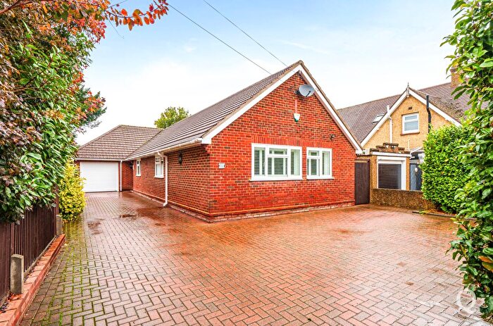 3 Bedroom Bungalow For Sale In Ufton Lane, Sittingbourne, Kent, ME10