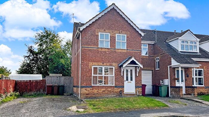 3 Bedroom End Of Terrace House For Sale In Rose Walk, Scunthorpe, DN15