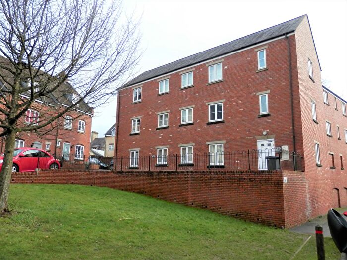2 Bedroom Flat To Rent In Ebley, Stroud, Glos, GL5