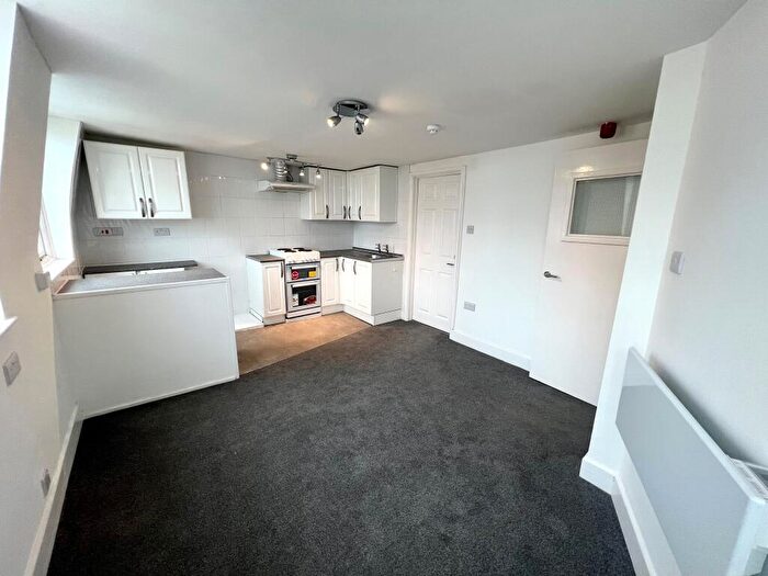 1 Bedroom Flat To Rent In East Street- Close To Weymouth Beach, DT4