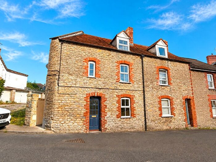 2 Bedroom End Of Terrace House For Sale In Mill Street, Wincanton, Somerset, BA9