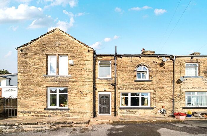 4 Bedroom Terraced House For Sale In Netheroyd Hill Road, Cowcliffe, Huddersfield, West Yorkshire, HD2