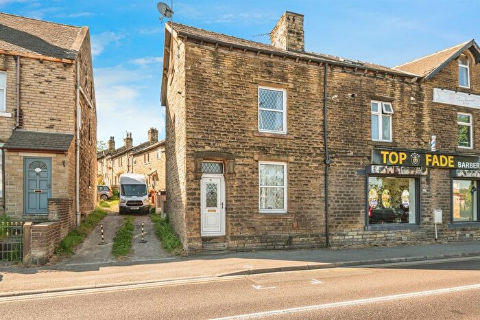 2 Bedroom Semi-Detached House For Sale In Wakefield Road, Huddersfield, HD5