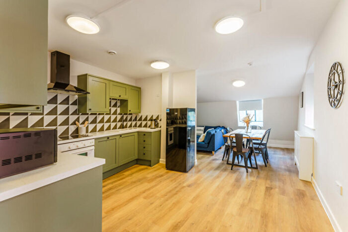 5 Bedroom Block Of Apartments To Rent In Flat, Isca Lofts, Exeter, EX4