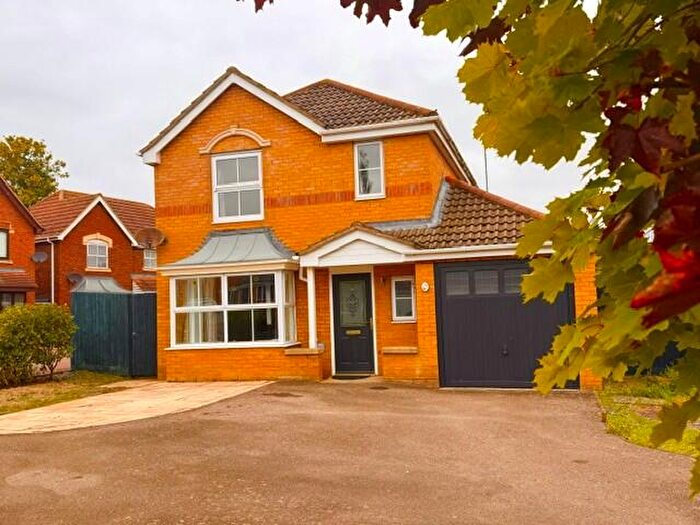 4 Bedroom House To Rent In Deanshanger, MK19