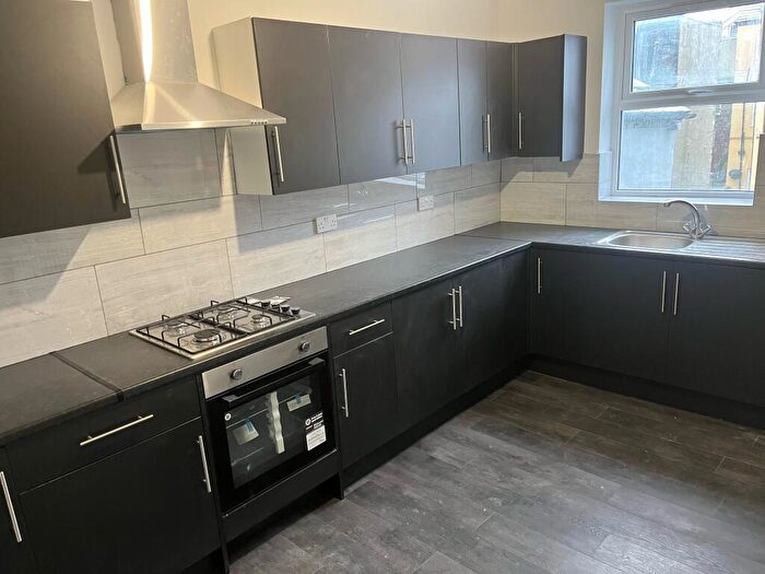 2 Bedroom Flat To Rent In Clarendon Road, Morecambe, LA4
