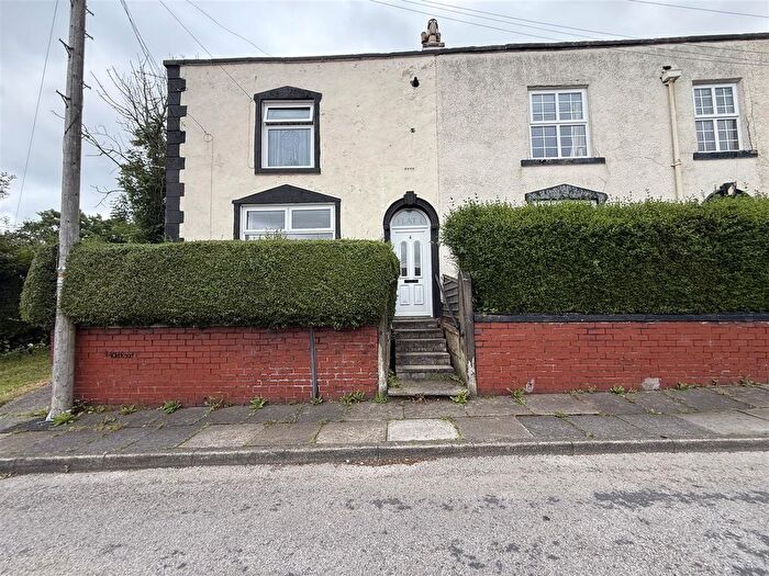 1 Bedroom Flat For Sale In Old Road, Dukinfield, SK16