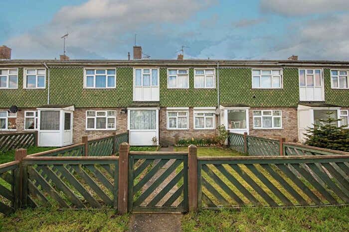 3 Bedroom Terraced House For Sale In Lowick Gardens, Peterborough, PE3