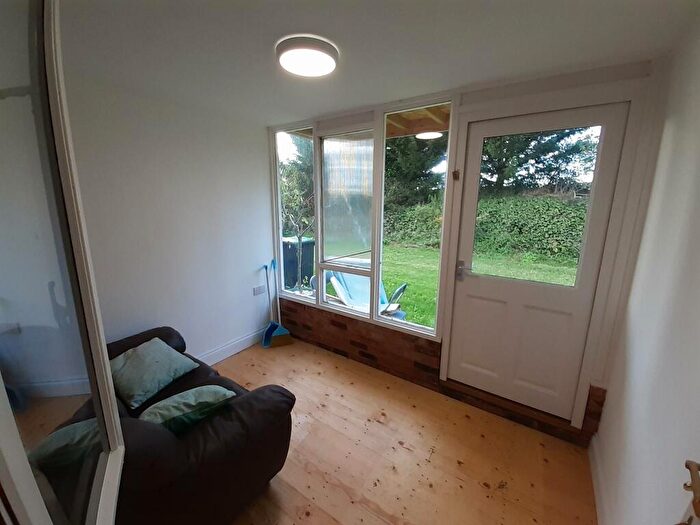 Studio To Rent In Margaret Roding, CM6