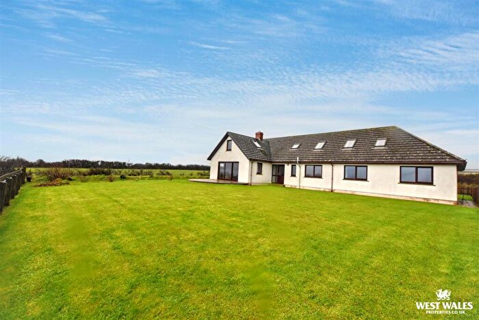 6 Bedroom Detached Bungalow For Sale In Simpson Cross, Haverfordwest, SA62