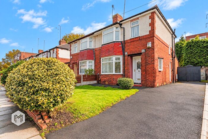 3 Bedroom Semi-Detached House For Sale In Middleton Road, Middleton, M24