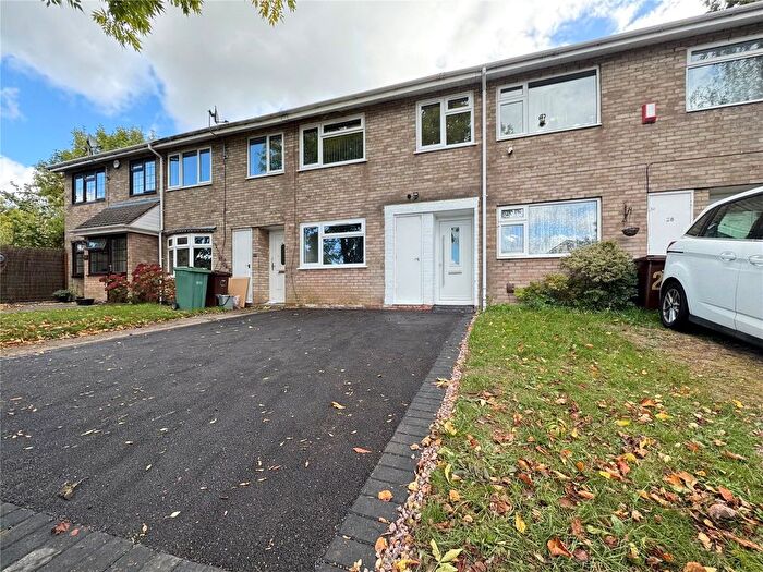 3 Bedroom Terraced House For Sale In Walsgrave Drive, Solihull, West Midlands, B92