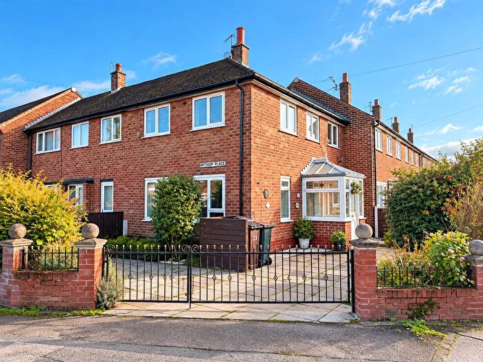 3 Bedroom Terraced House For Sale In Larches Avenue, Ashton-On-Ribble, Preston, PR2