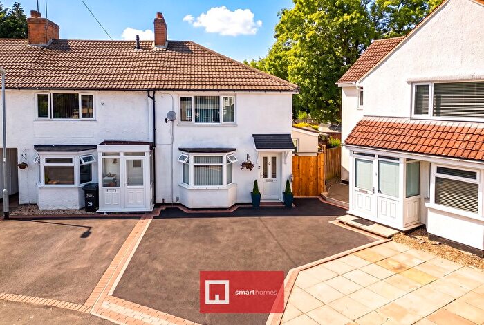 3 Bedroom End Of Terrace House For Sale In Chells Grove, Billesley, B13