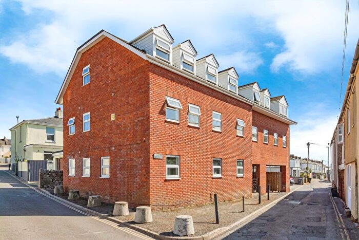 1 Bedroom Flat For Sale In Fortune Way, Torquay, Devon, TQ1