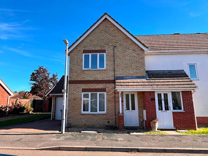 2 Bedroom Semi-Detached House To Rent In Blackthorn Close, Chatteris, PE16