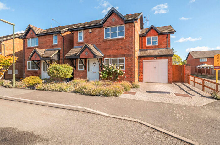 4 Bedroom Detached House For Sale In Gardenia Drive, West End, Woking, Surrey, GU24
