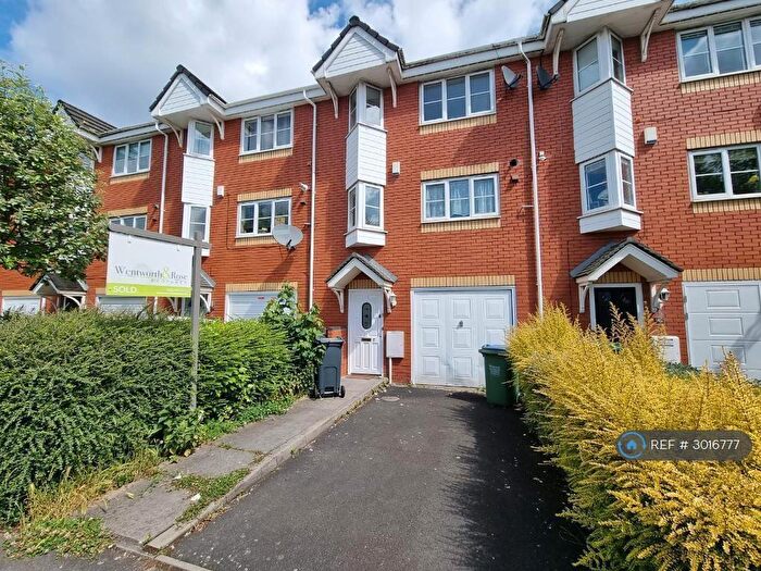 4 Bedroom Terraced House To Rent In Anderson Road, Smethwick, B66
