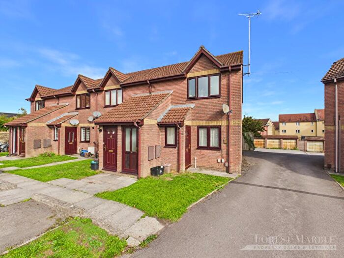 2 Bedroom Apartment For Sale In Wallbridge Gardens, Frome, BA11