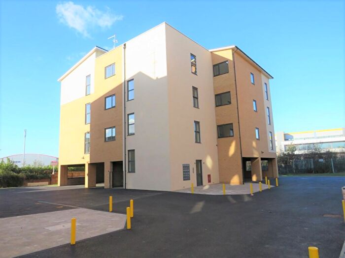 1 Bedroom Flat For Sale In St James Mews, Melbourne Road, Tilbury, Thurrock, RM18